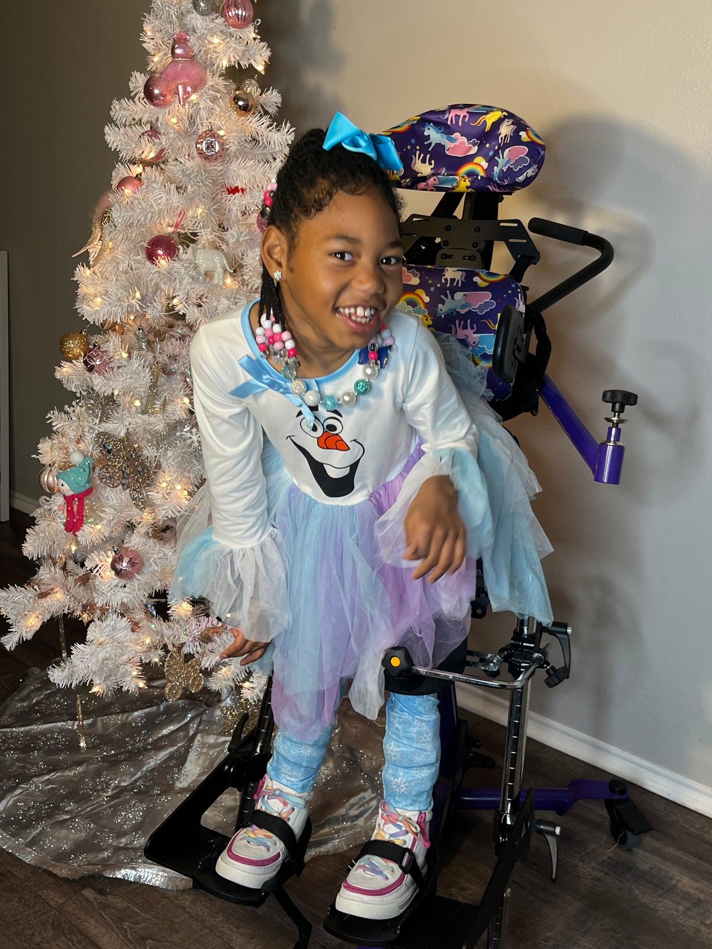 frozen outfit, Olaf, christmas outfit, frozen snowman, disney frozen outfit, kids christmas clothes, girls christmas clothes disability awareness, kids with cerebral palsy