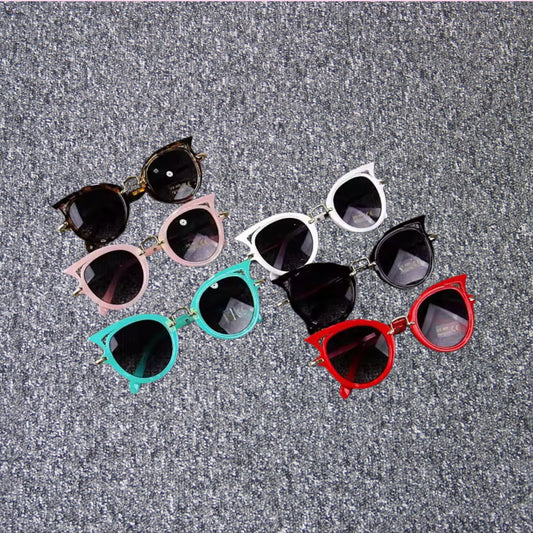 girls cat eye sunglasses, girls sunnies, kids sunglasses, kid's sunglasses, kids eyewear, kids eye protection, kids UV eye protection 