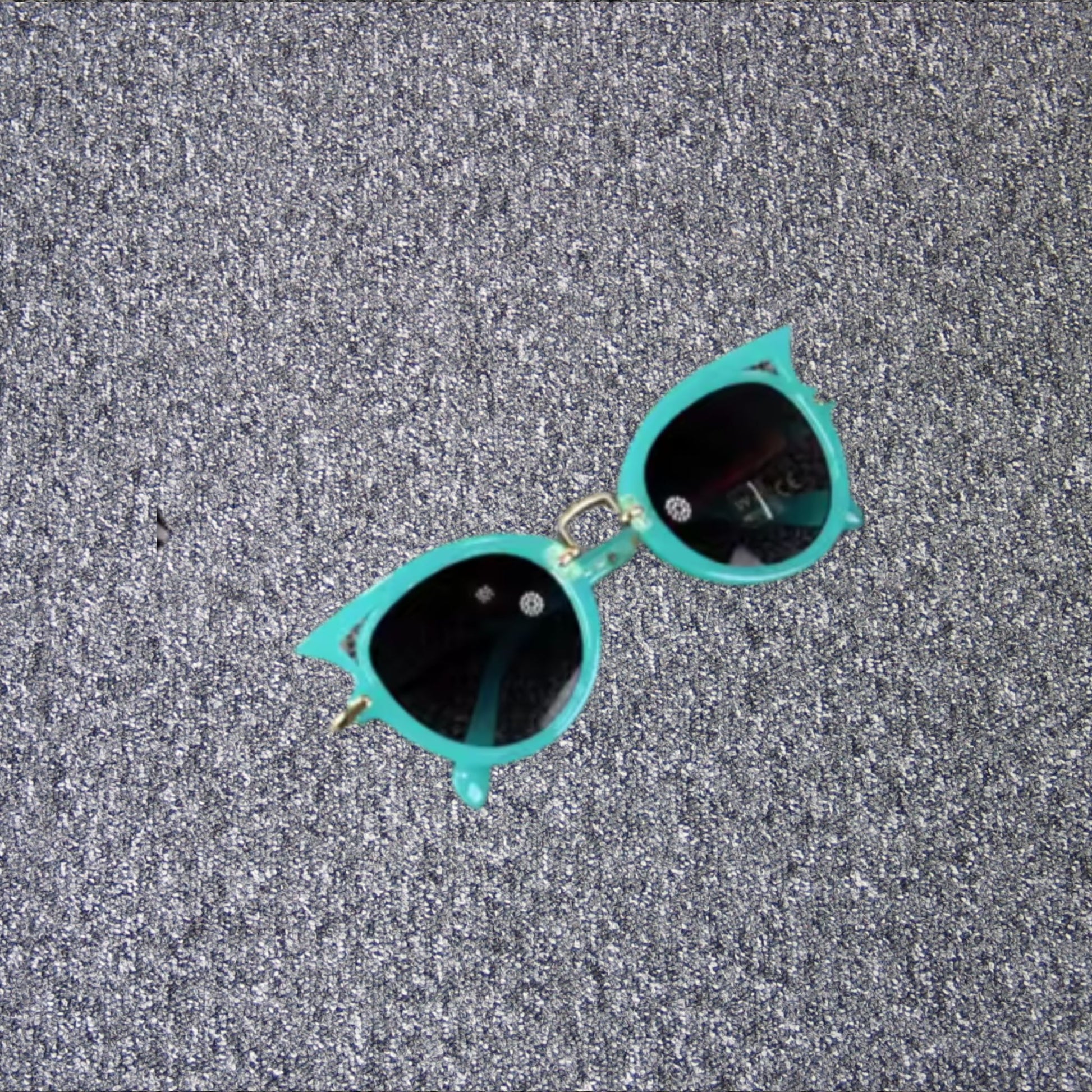 girls round sunglasses, girls sunnies, kids sunglasses, kid's sunglasses, kids eyewear, kids eye protection, kids UV eye protection  mint, teal