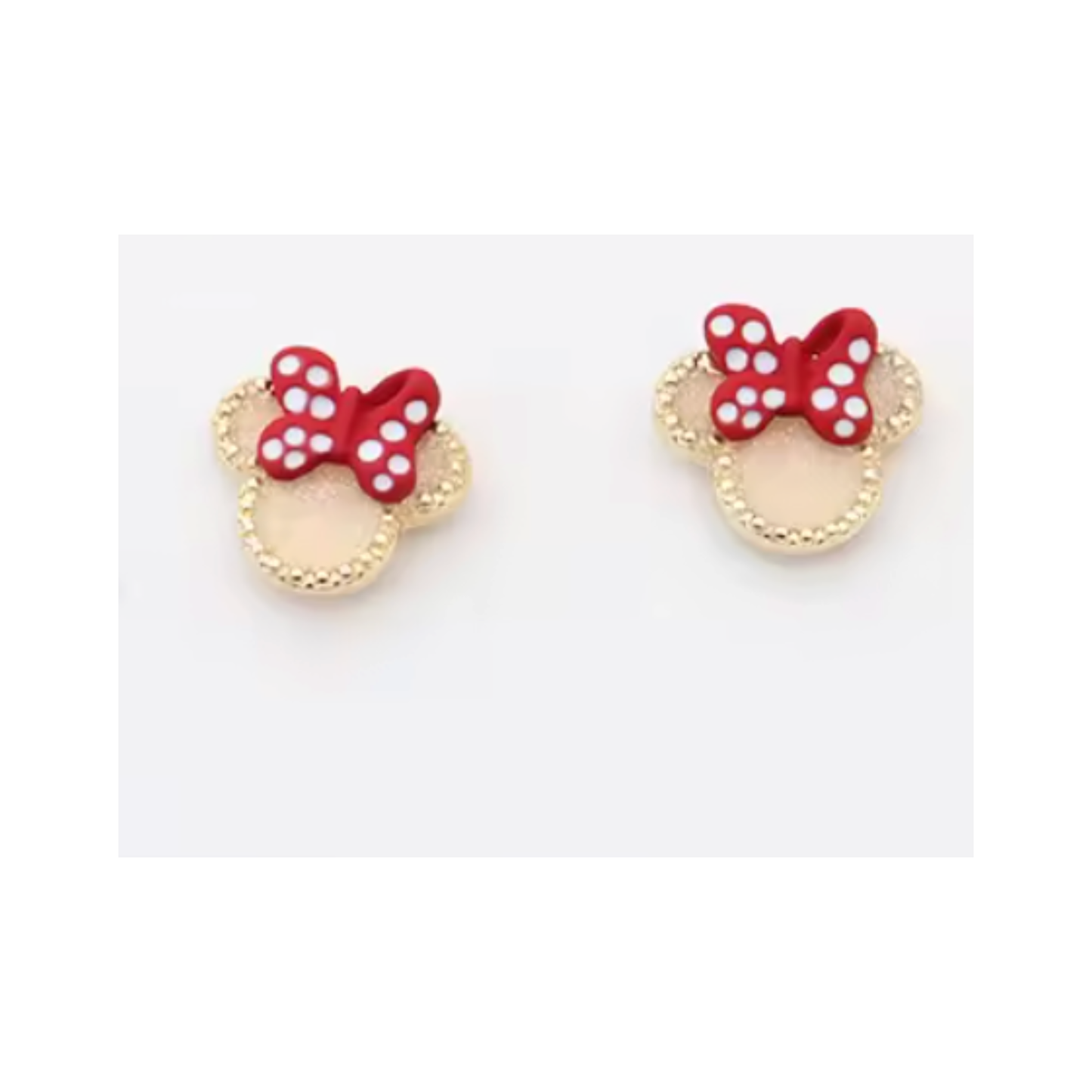 minnie mouse earrings, girls minnie mouse bow earrings, theme park disney accessories, disney character jewelry, minnie mouse stud post girl's earrings