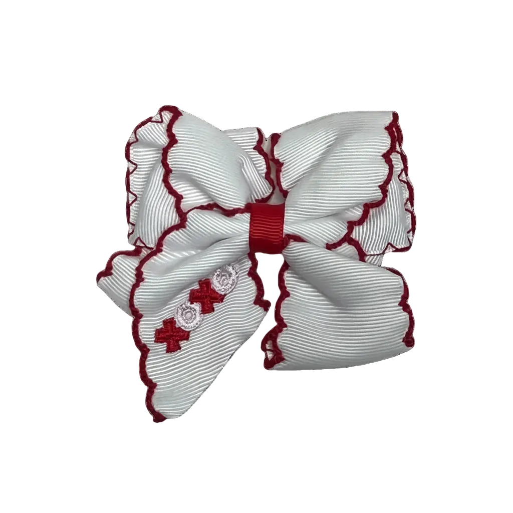 White grosgrain girls hair bow with red moonstitch  trim and embroidered XOXO  Valentine’s Day hair accessory, valentine's hair bow, online kids boutique, boutique hair bows for girls. xoxo vday hair bow
